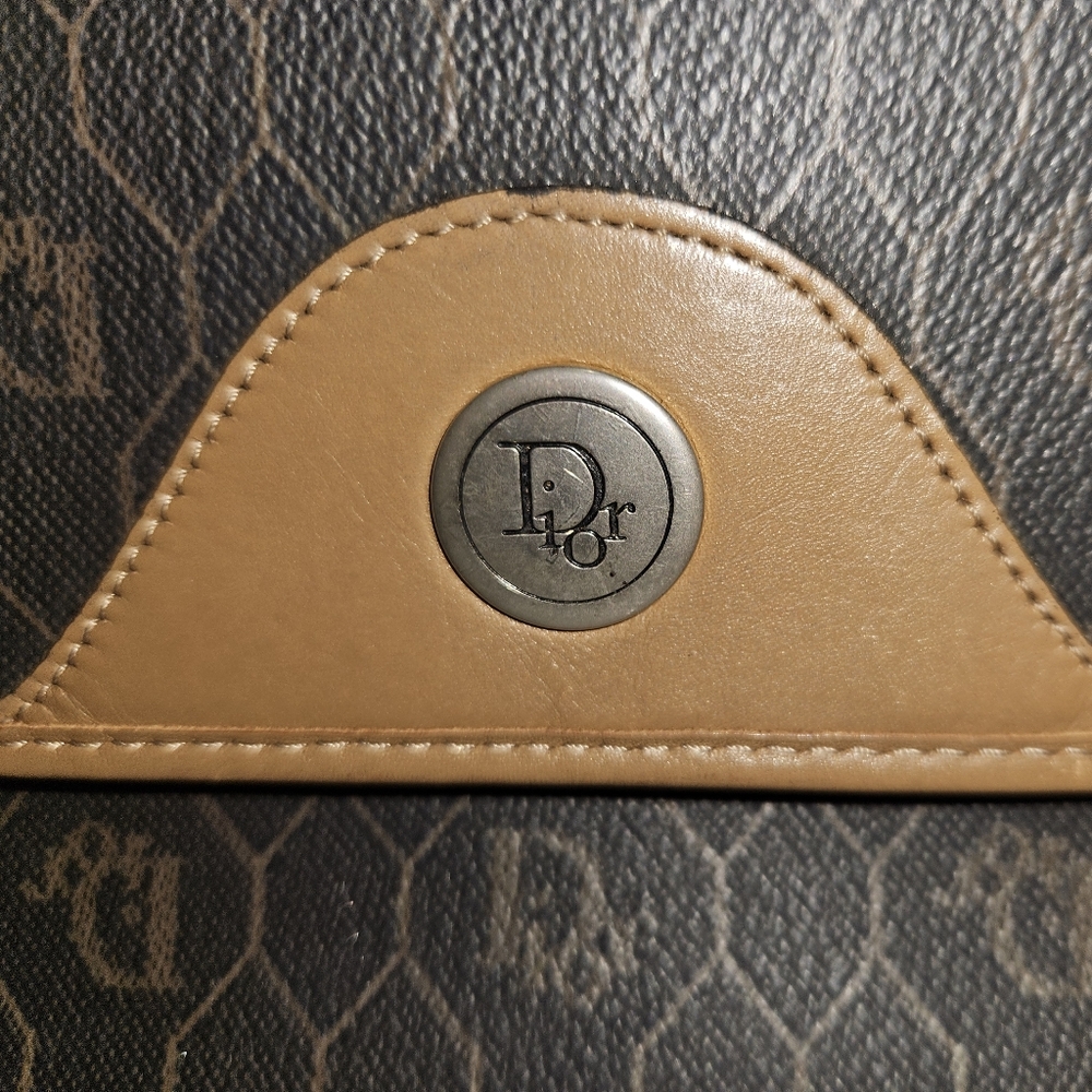 Christian Dior Honeycomb Crossbody - Picture 7 of 16